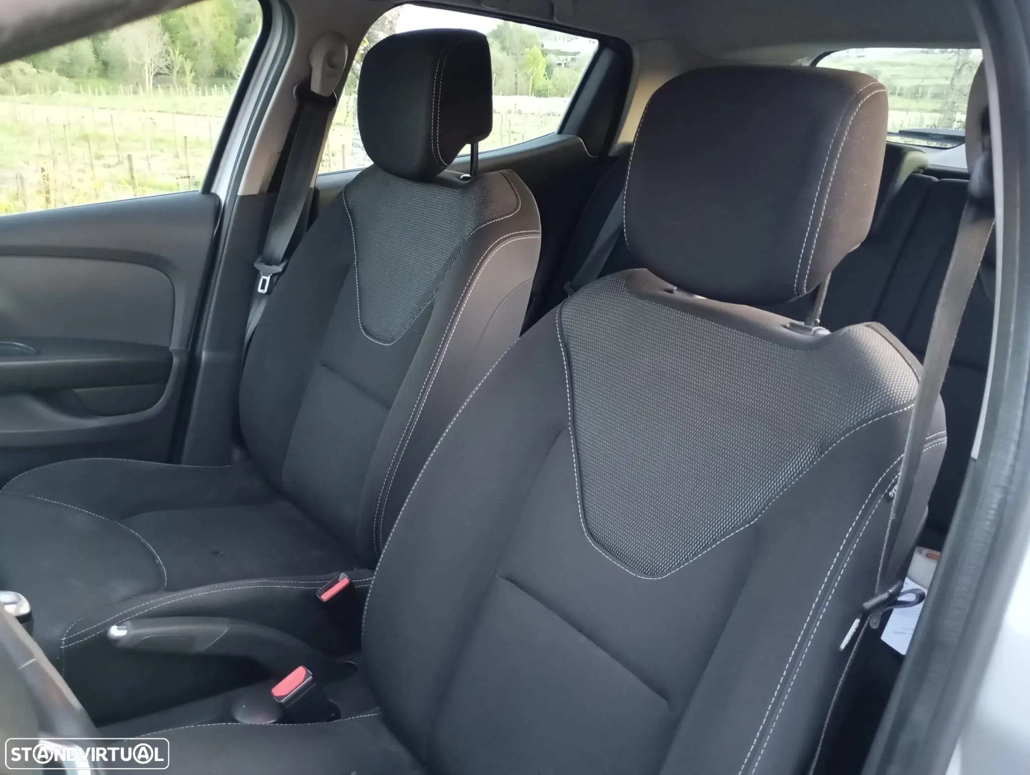 
								Renault Clio 1.5 dCi Zen full									