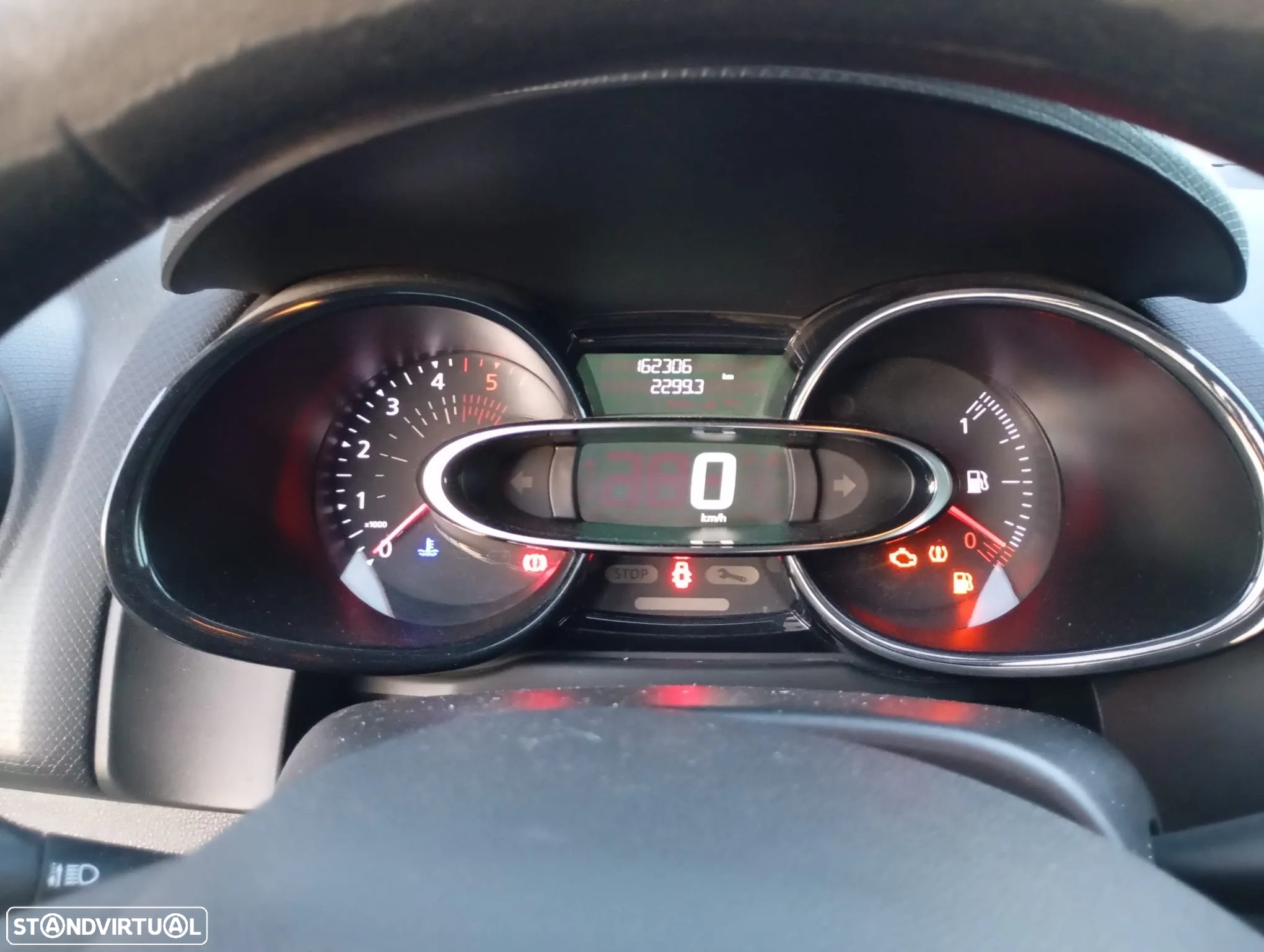 
								Renault Clio 1.5 dCi Zen full									