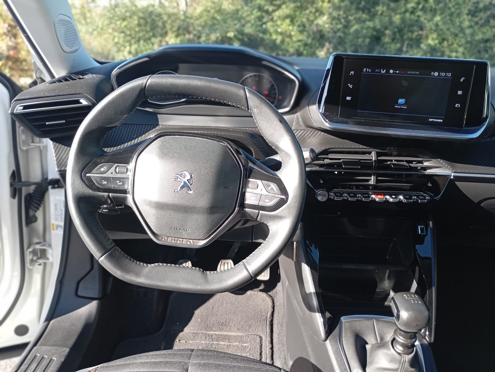 
								Peugeot 2008 1.5 BlueHDi Active Pack full									