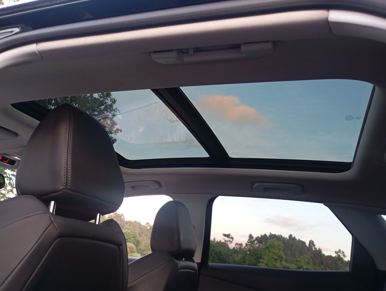 
								Peugeot 3008 full									